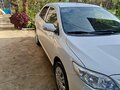 2013 Toyota Corolla X (E140, E150) Рестайлинг, белый, 1150000 рублей - вид 2