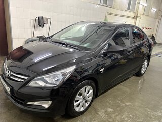 2016 Hyundai Solaris I Рестайлинг, чёрный, 950000 рублей, вид 1
