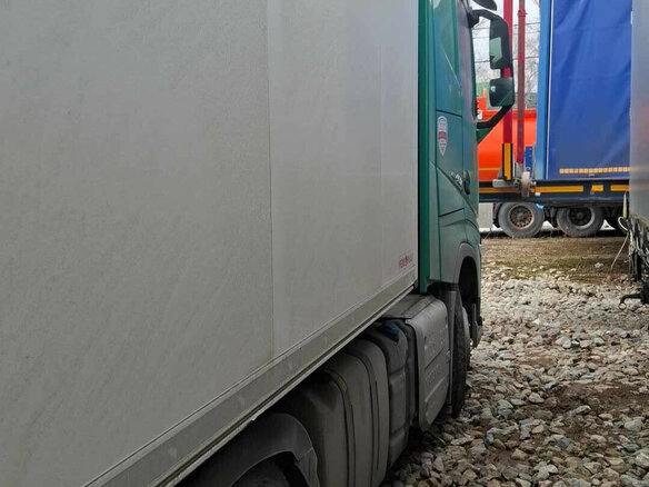 2021 Volvo FH 540, зелёный, 9188400 рублей - вид 2