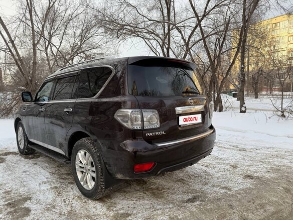 2011 Nissan Patrol VI (Y62), красный, 2000000 рублей - вид 3