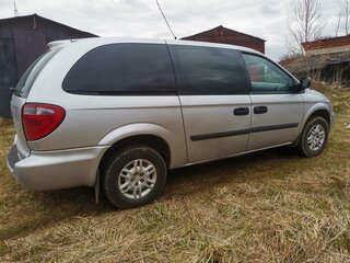 2005 Dodge Caravan Grand IV, серебристый, 850000 рублей, вид 3