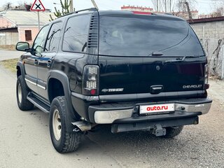 2005 Chevrolet Tahoe II, чёрный, 1350000 рублей, вид 3