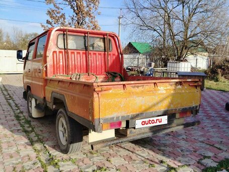 1996 Toyota Dyna, оранжевый, 700000 рублей, вид 3