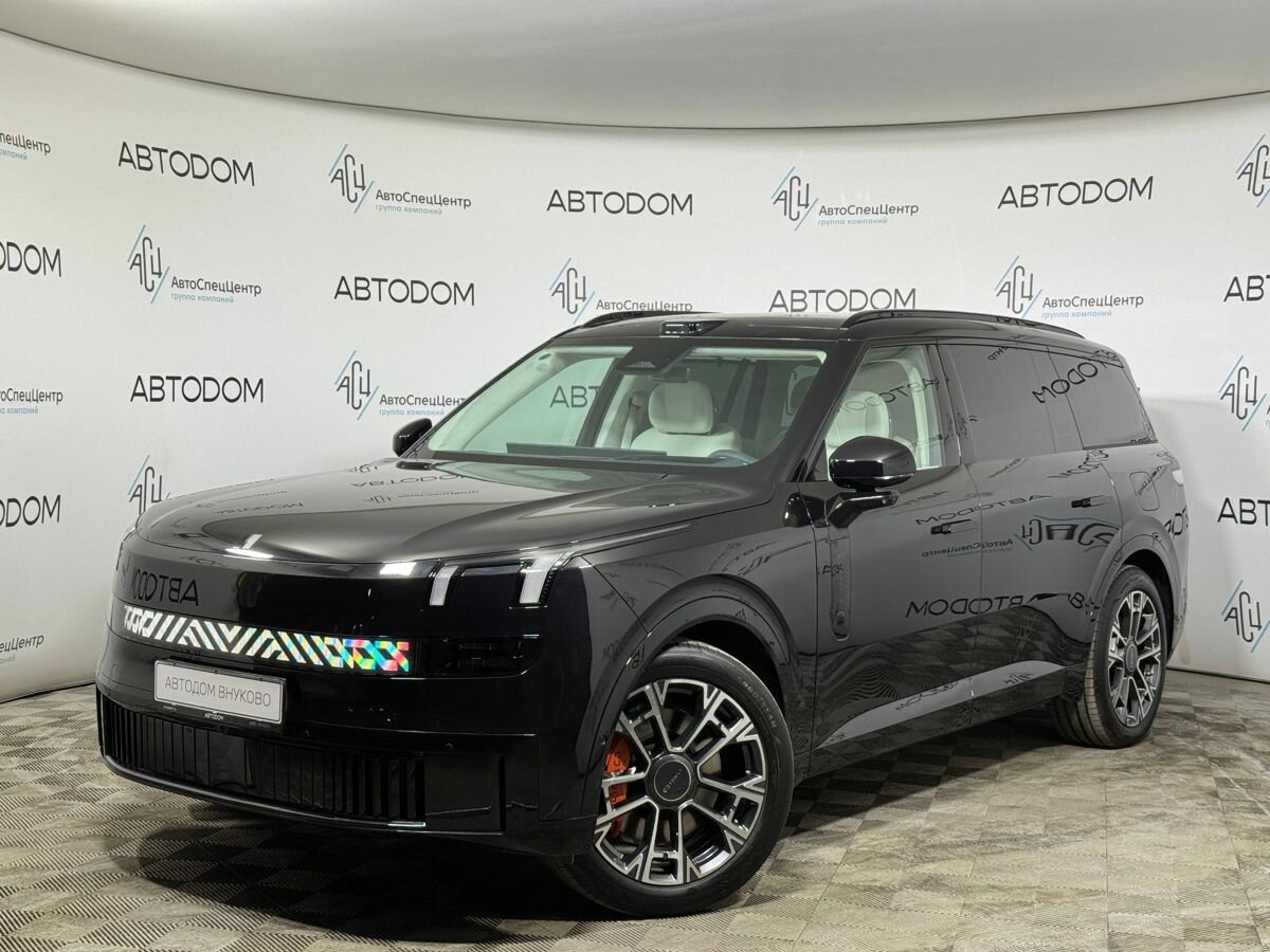 Открыть фотографии: Lynk & Co 900