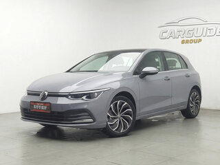 2022 Volkswagen Golf VIII, серебристый, 1680000 рублей, вид 1