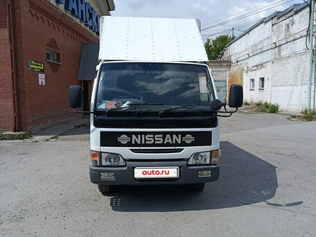2006 Nissan Atlas, белый, 1300000 рублей, вид 2