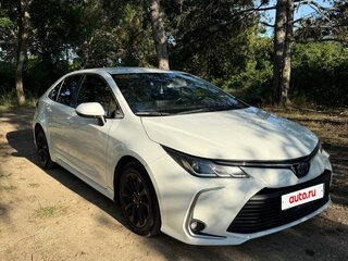 2019 Toyota Corolla Sporty XII (E210), белый, 1800000 рублей, вид 1