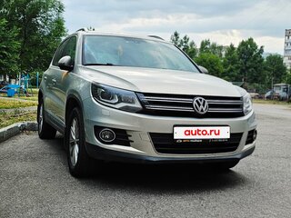 2013 Volkswagen Tiguan I Рестайлинг, серебристый, 1850000 рублей, вид 2