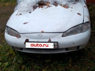 1997 Hyundai Elantra II (J2, J3), белый, 70000 рублей, вид 1
