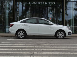 2024 Lada (ВАЗ) Vesta I Рестайлинг (NG), белый, 1430000 рублей, вид 4