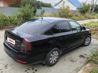 2013 Skoda Octavia II (A5) Рестайлинг, чёрный, 990000 рублей, вид 5