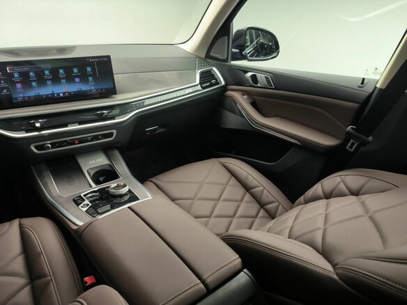 2025 BMW X5 Long 30Li IV (G05/G18) Рестайлинг, чёрный, 13950000 рублей - вид 27