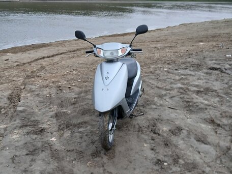 2023 Honda Dio, серебристый, 48000 рублей, вид 1