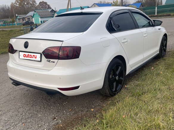 2013 Volkswagen Jetta VI, белый, 1320000 рублей - вид 4