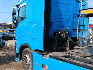 2021 Volvo FH 540, синий, 9150000 рублей, вид 5
