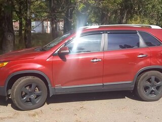 2010 Kia Sorento II, красный, 1050000 рублей, вид 3