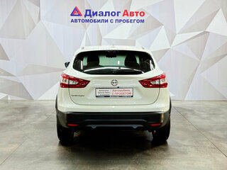 2018 Nissan Qashqai II, белый, 1330000 рублей, вид 5