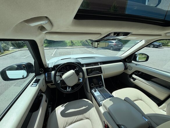 2019 Land Rover Range Rover IV Рестайлинг, белый, 6900000 рублей - вид 20