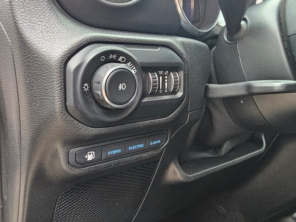 2021 Jeep Wrangler IV (JL), серый, 5000000 рублей - вид 18