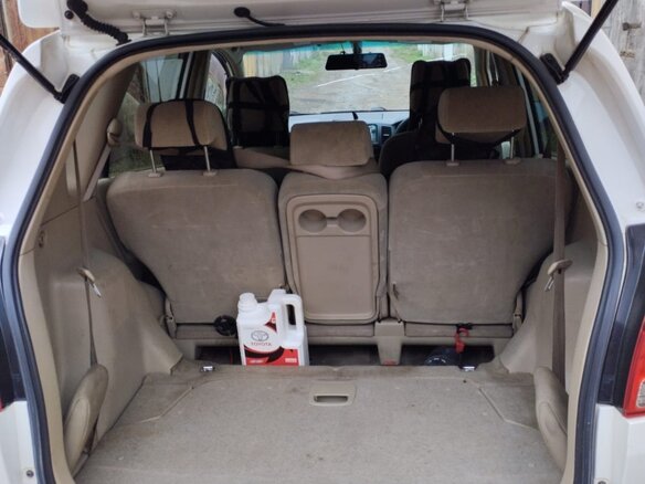 2005 Toyota Corolla Spacio II, белый, 525000 рублей - вид 2