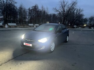 2013 Hyundai Solaris I, синий, 540000 рублей, вид 2