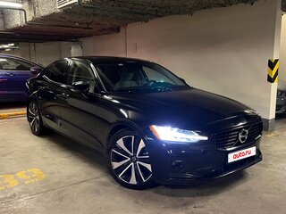 2021 Volvo S60 III, чёрный, 3650000 рублей, вид 1