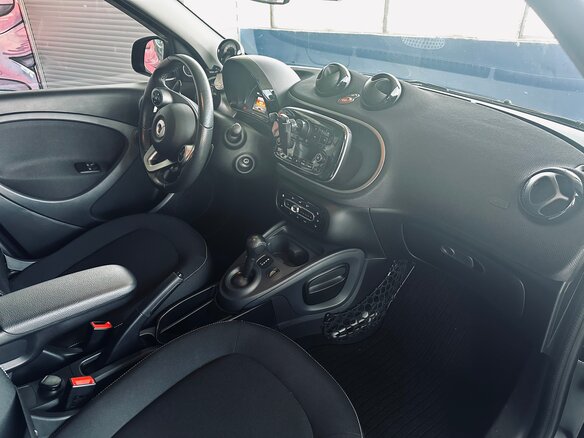 2018 Smart Forfour II, чёрный, 1950000 рублей - вид 11