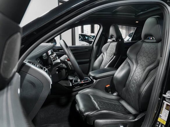 2025 BMW X4 M Competition I (F98) Рестайлинг, чёрный, 14155440 рублей - вид 16