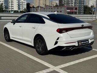 2021 Kia K5 III, белый, 1510000 рублей, вид 4