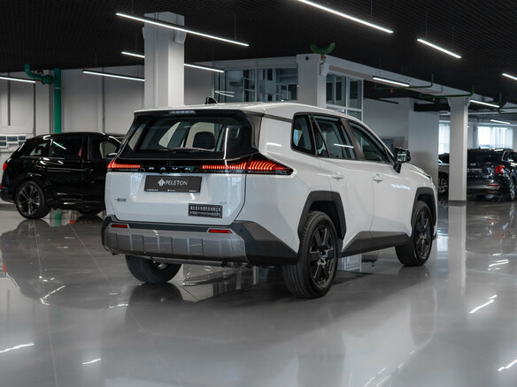 2026 Toyota RAV4 VI (XA60), белый - вид 4