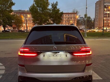 2023 BMW X7 40i I (G07) Рестайлинг, серый, 11000000 рублей, вид 5
