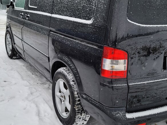 2004 Volkswagen Multivan T5, чёрный, 1500000 рублей - вид 5