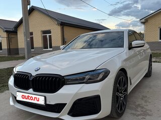 2019 BMW 5 серии 530i xDrive VII (G30/G31/G38), белый, 4200000 рублей, вид 1