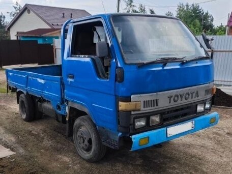 1993 Toyota Toyoace, синий, 850000 рублей, вид 4