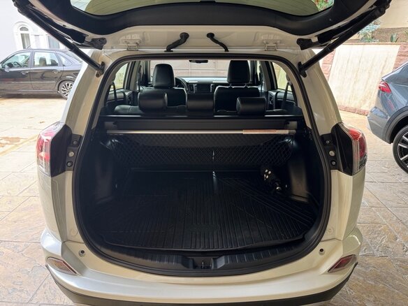 2018 Toyota RAV4 IV (XA40) Рестайлинг, белый, 2790000 рублей - вид 22