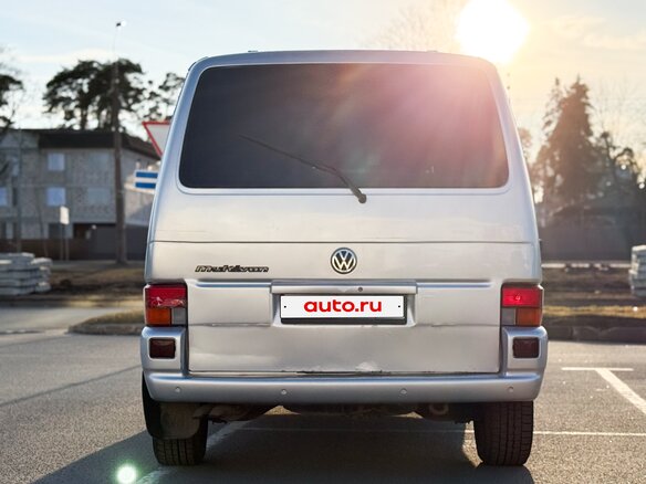 2002 Volkswagen Multivan T4, серебристый, 915000 рублей - вид 5