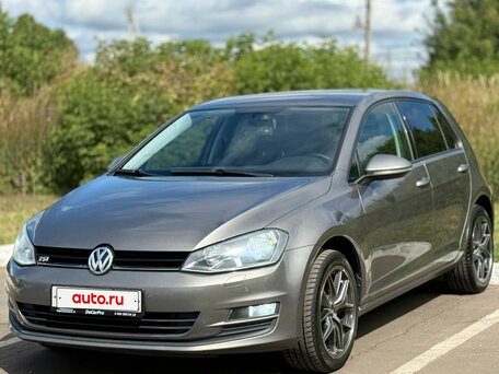 Volkswagen Golf VII