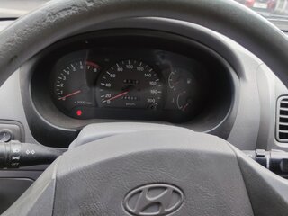 2005 Hyundai Accent ТагАЗ II, бежевый, 203000 рублей, вид 3