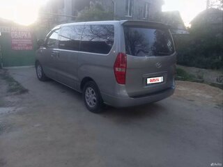 2011 Hyundai Grand Starex I, серый, 2050000 рублей, вид 4