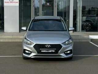 2018 Hyundai Solaris II, серебристый, 859000 рублей, вид 2