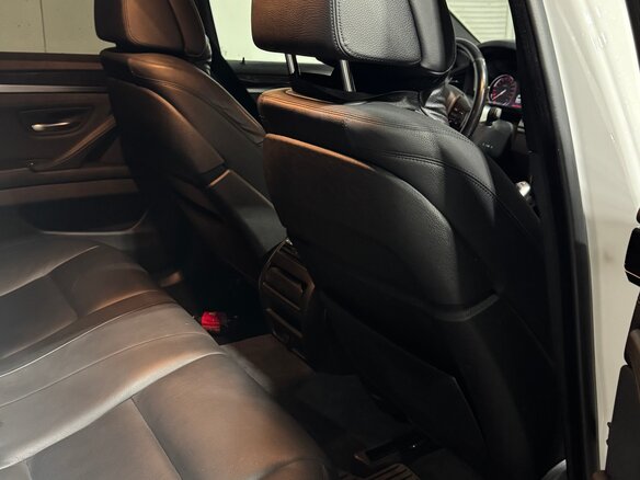 2016 BMW 5 серии 520d VI (F10/F11/F07) Рестайлинг, белый, 2650000 рублей - вид 14