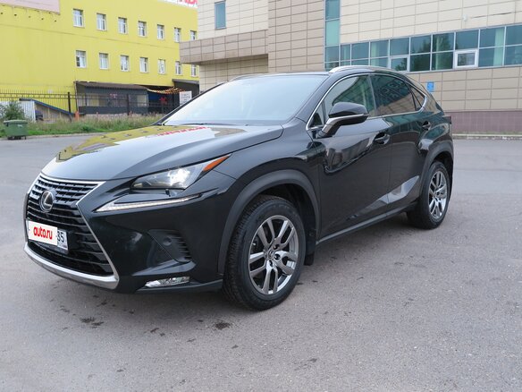 2020 Lexus NX 300 I Рестайлинг, чёрный, 4500000 рублей