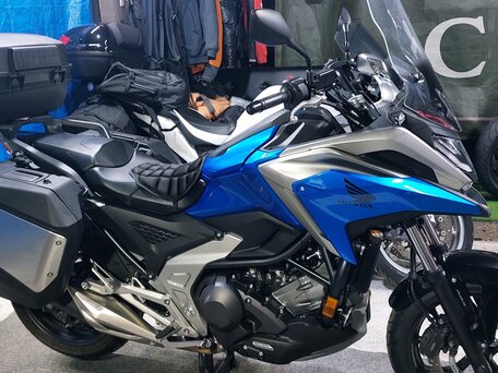 2021 Honda NC 750X, синий, 935000 рублей, вид 1