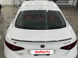 2020 Alfa Romeo Giulia II (952), белый, 2000000 рублей, вид 3