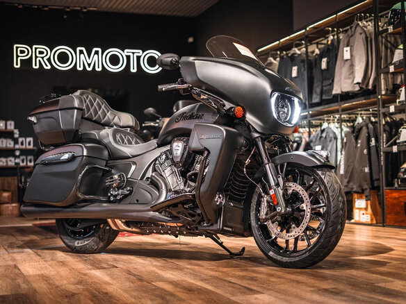2026 Indian Roadmaster, чёрный, 4140000 рублей - вид 1