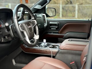 2017 GMC Sierra Crew  Cab Crew Cab 6-speed III (K2XX) Рестайлинг, синий, 4500000 рублей, вид 5