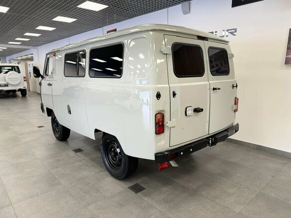 2026 УАЗ 3909, серый - вид 3