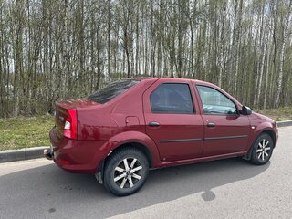2011 Renault Logan I Рестайлинг, красный, 415000 рублей, вид 5