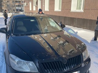 2010 Skoda Octavia II (A5) Рестайлинг, чёрный, 640000 рублей, вид 1