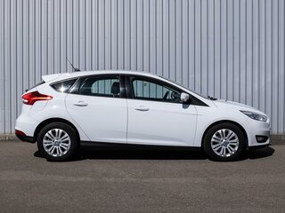 2018 Ford Focus III Рестайлинг, белый, 1080000 рублей, вид 5